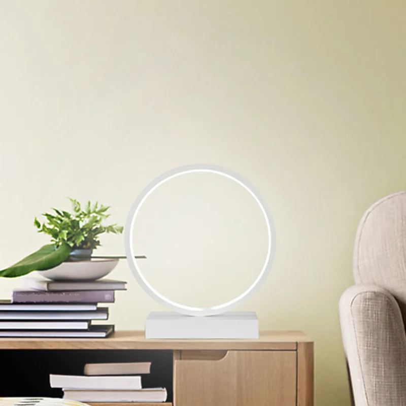 Lampe de table de chambre à coucher en métal de veilleuse LED de cercle de simplicité avec la base rectangulaire Clearhalo