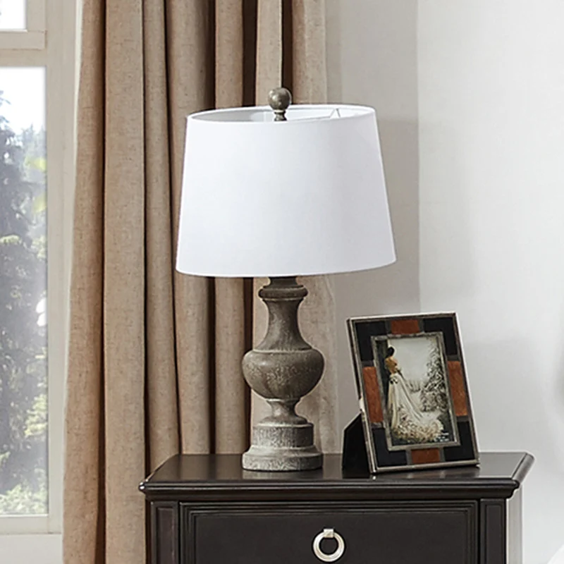 Lampe de table de chevet à abat-jour en forme de tonneau blanc, lampe de chevet en tissu antique à 1 ampoule avec base d'u...