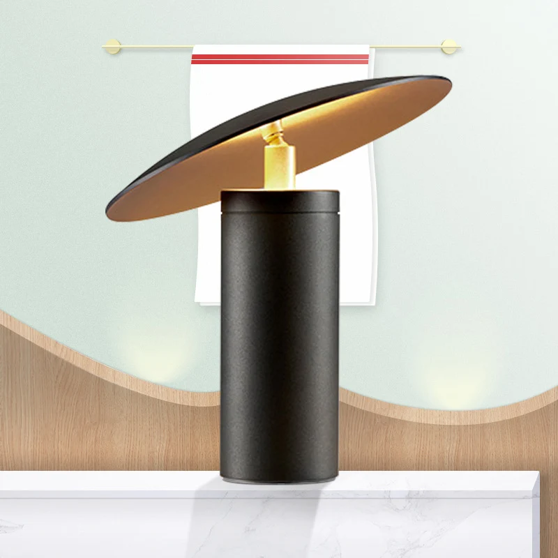 Lampe de table de chevet contemporaine à 1 ampoule, soucoupe noire, lampe de lecture avec abat-jour en métal Clearhalo