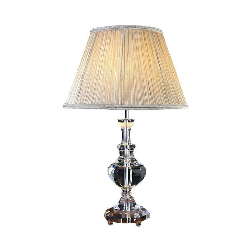 Lampe de table de chevet en tissu à 1 lumière, veilleuse conique rustique beige pour chambre à coucher avec accent de cris...