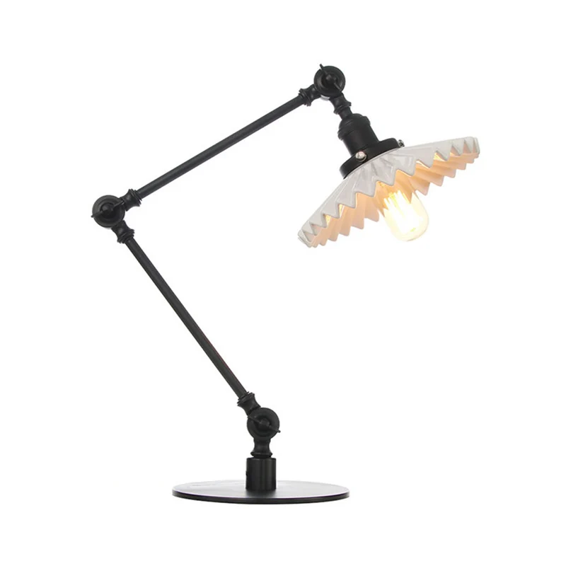 Lampe de table en céramique festonnée avec abat-jour, lampe de table élégante, 1 lumière, noir/laiton, avec bras réglable,...
