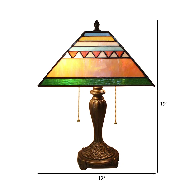 Lampe de table Mission avec abat-jour pyramidal en vitrail, 1 lumière, lampe de table décorative pour chevet Clearhalo