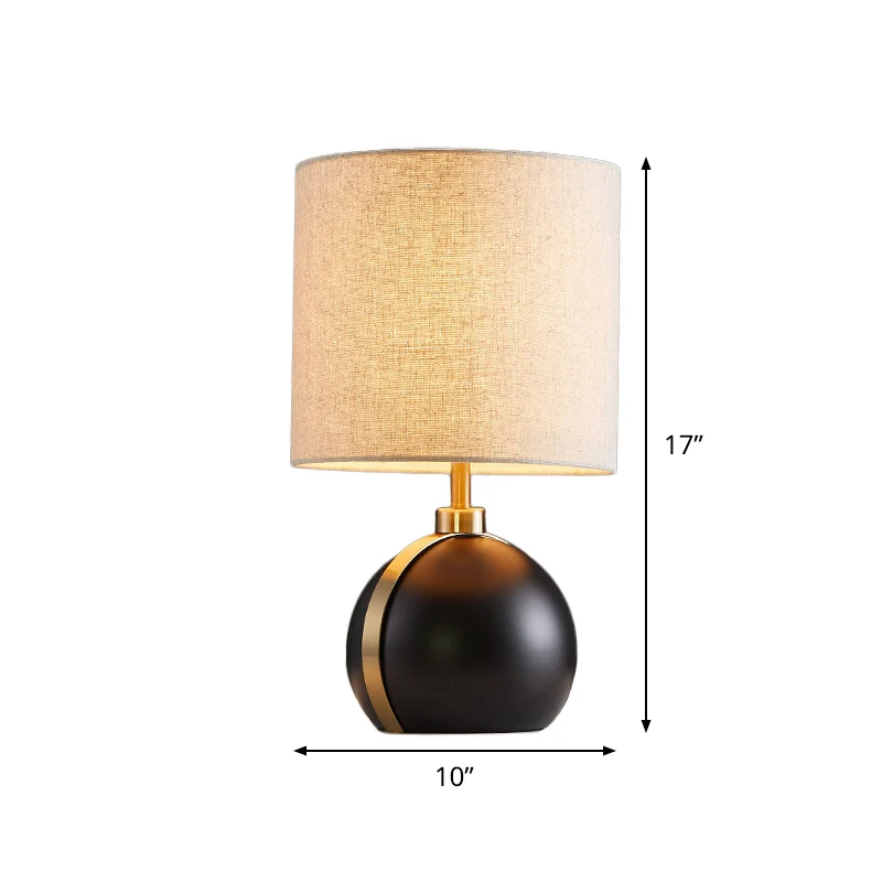 Lampe de table moderne à 1 tête en métal noir avec abat-jour cylindrique en tissu de lin noir Clearhalo