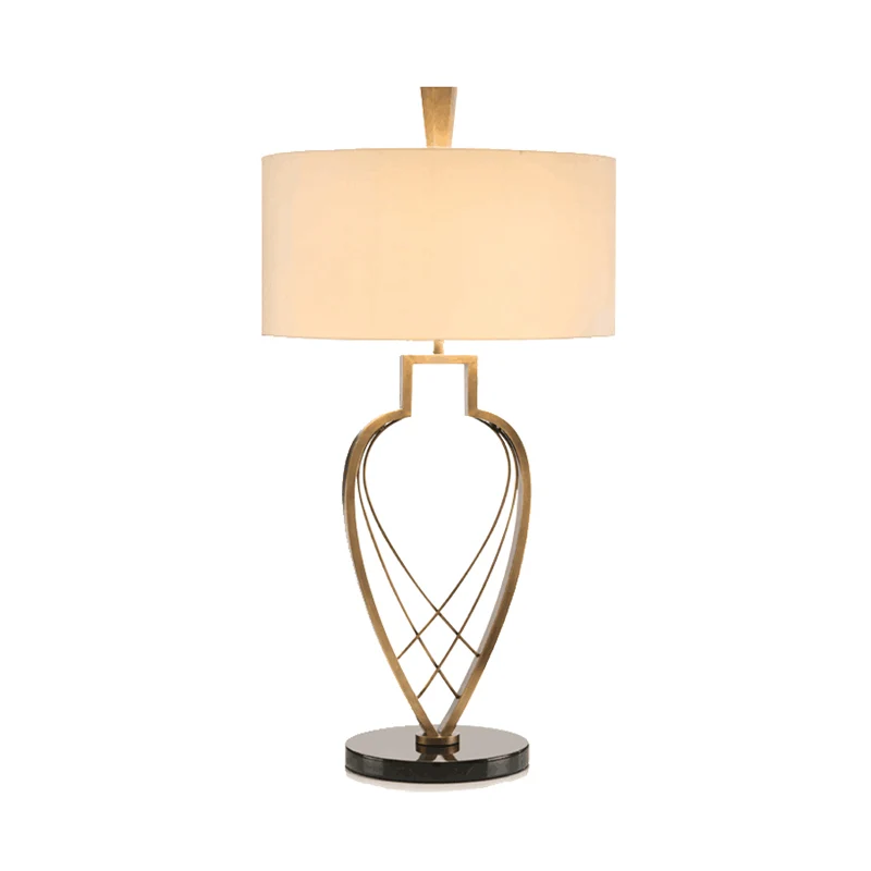 Lampe de table de nuit moderne en tissu à 1 ampoule, lampe de lecture pour salle d'étude en beige avec base de cadre en fo...