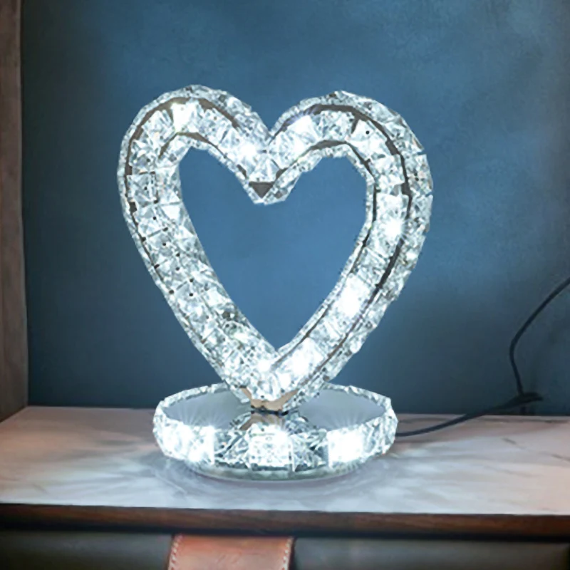 Lampe de Table de nuit en métal finition chromée, cœur aimant/LED ronde, lampe de nuit moderniste avec Accent en cristal p...