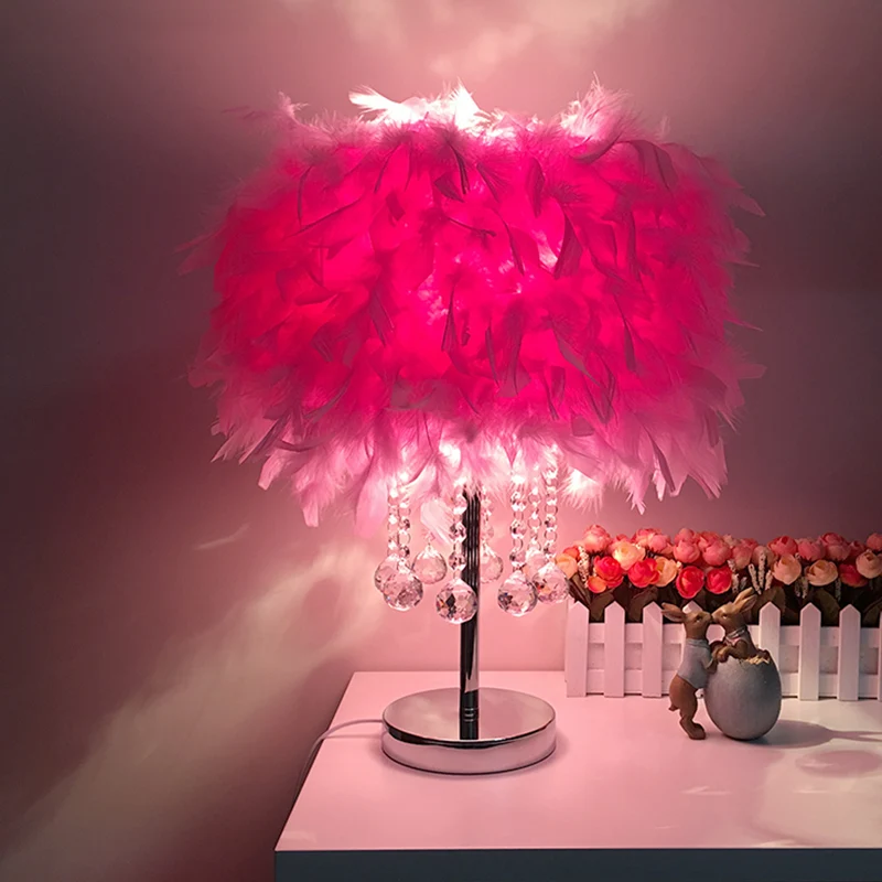Lampe de table de nuit ronde en plumes, lampe de table contemporaine à 1 ampoule rouge/rose/violet avec goutte de cristal...