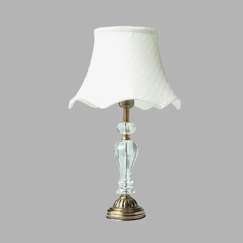 Lampe de table de nuit en tissu blanc, ampoule simple festonnée, lampe de chevet simple avec accents de cristal Clearhalo
