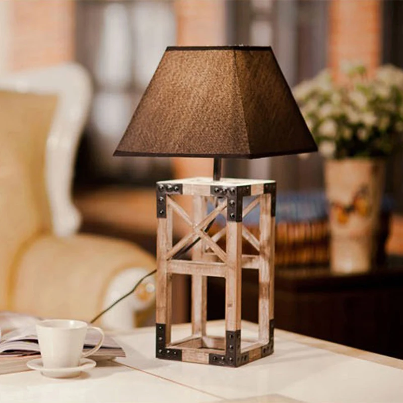 Lampe de table de nuit trapézoïdale finition blanche/noire, lampe de table de nuit moderniste en tissu à 1 ampoule avec ca...