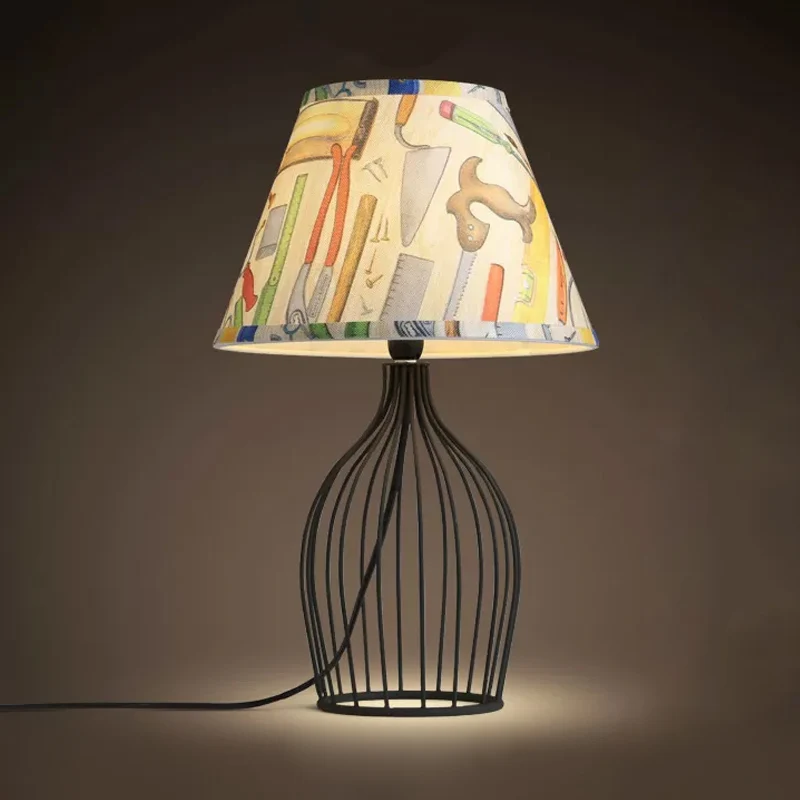 Lampe de table de nuit à 1 tête, éclairage de table de nuit noir traditionnel avec base de cage en fil métallique Clearhalo