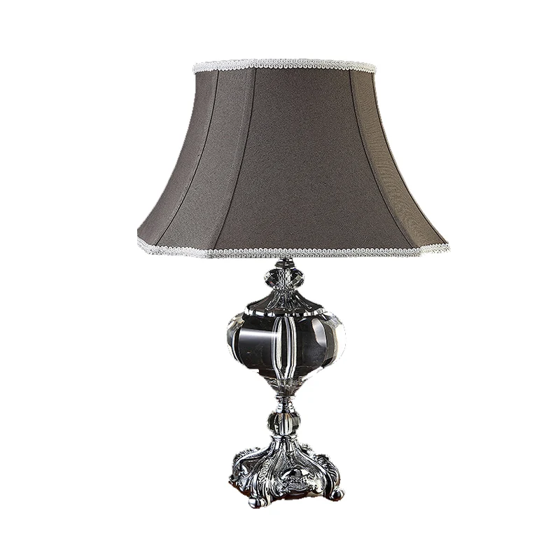 Lampe de table de nuit évasée à tête unique en tissu gris avec base en cristal Clearhalo