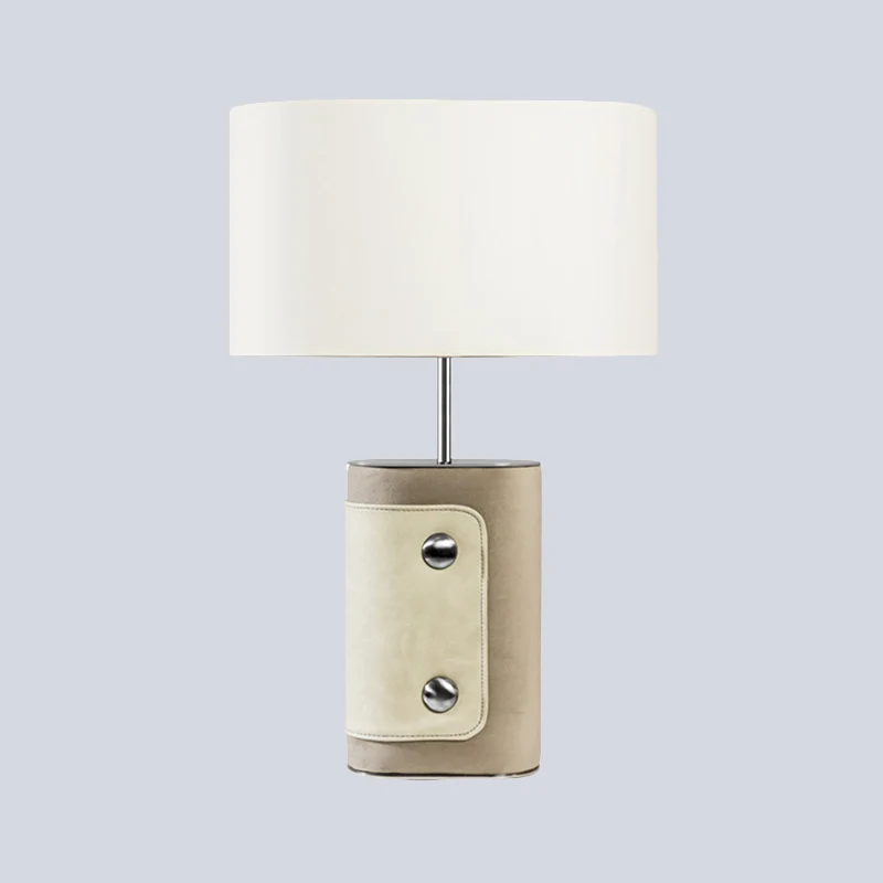 Lampe de table ombragée en tissu contemporain, petite lampe de bureau à 1 tête en blanc pour chambre à coucher Clearhalo