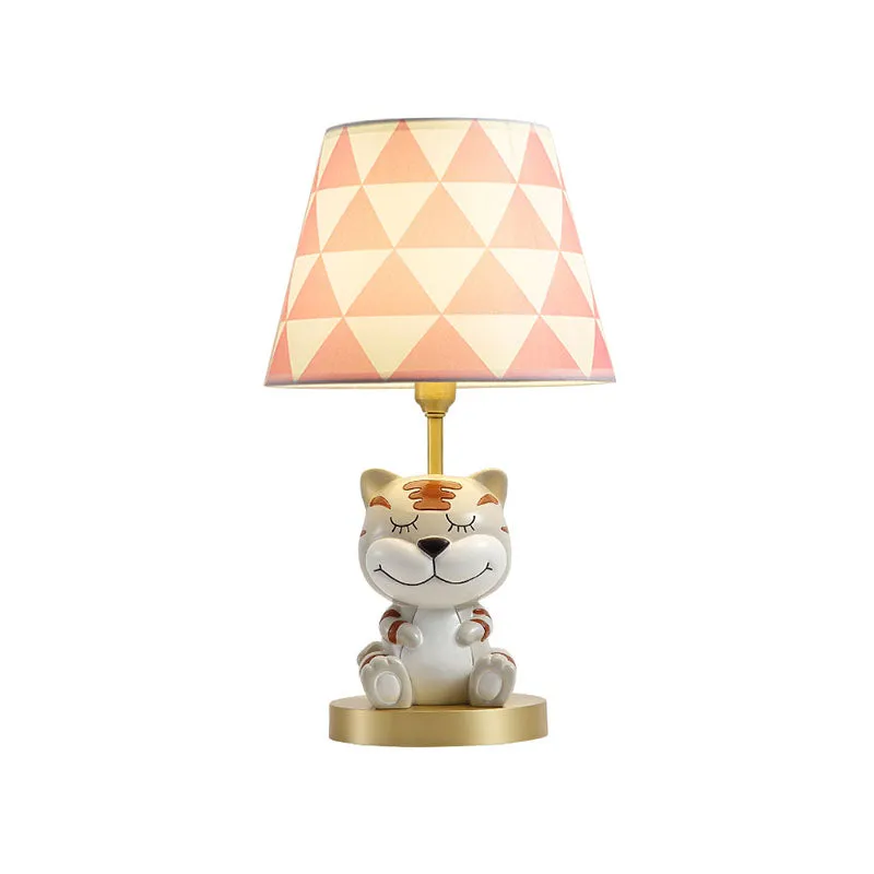 Lampe de table en tissu à imprimé triangulaire conique pour enfants, ampoule simple, lampe de table de nuit rose/bleue ave...
