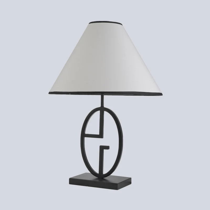 Lampe de table évasée large en tissu moderne, petite lampe de bureau à 1 ampoule en blanc avec base en métal Clearhalo