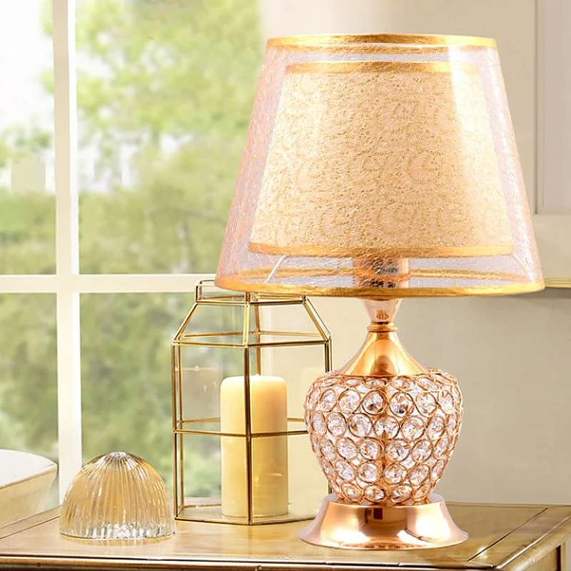 Lampe de table évasée en tissu, petite lampe de bureau moderne à 1 tête dorée avec perle de cristal Clearhalo