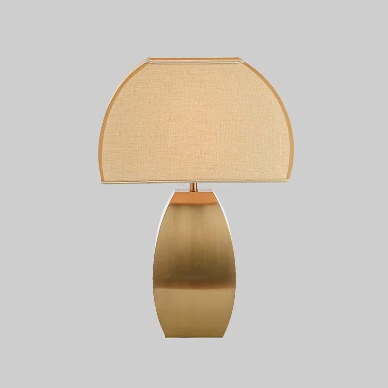 Lampe de travail à 1 tête ombragée, petite lampe de bureau en tissu moderniste en or avec base en métal Clearhalo