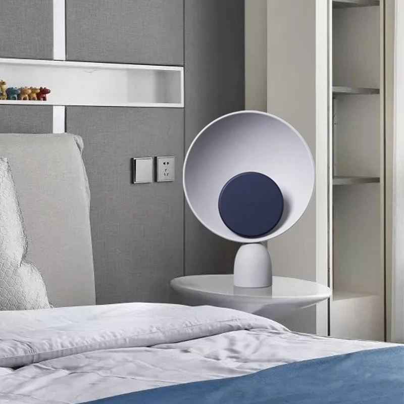 LED chambre liseuse modernisme bleu nuit lampe de Table avec soucoupe abat-jour en métal Clearhalo