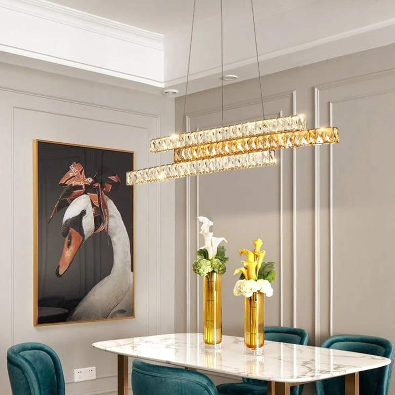 Luminaire d'îlot linéaire incrusté de cristal, luminaire suspendu minimaliste à LED doré Clearhalo