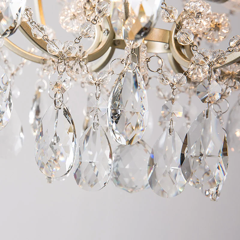 Luminaire de plafond en laiton à 4 ampoules en cristal biseauté traditionnel semi-affleurant à gouttelettes Clearhalo