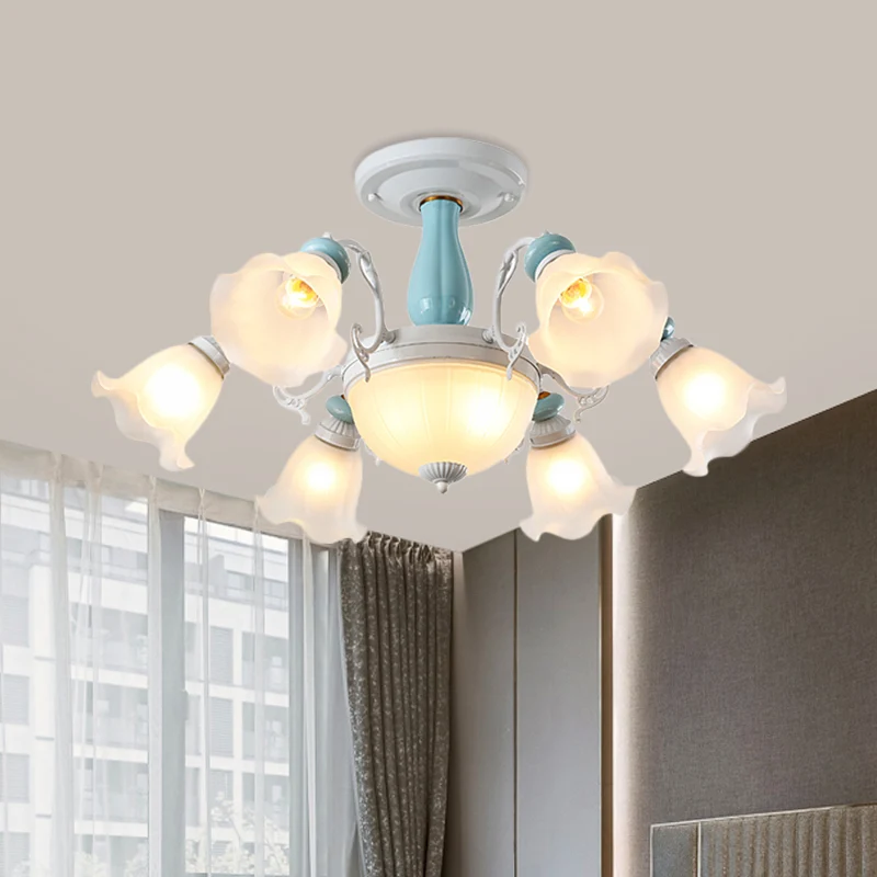 Luminaire semi-encastré à 8 ampoules, plafonnier en verre blanc à fleurs de style colonial avec détails en céramique Clear...