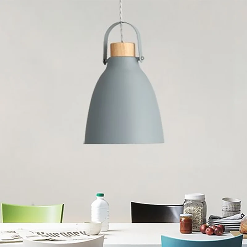 Luminaire suspendu gris contemporain à 1 tête en métal évasé avec capuchon en bois Clearhalo