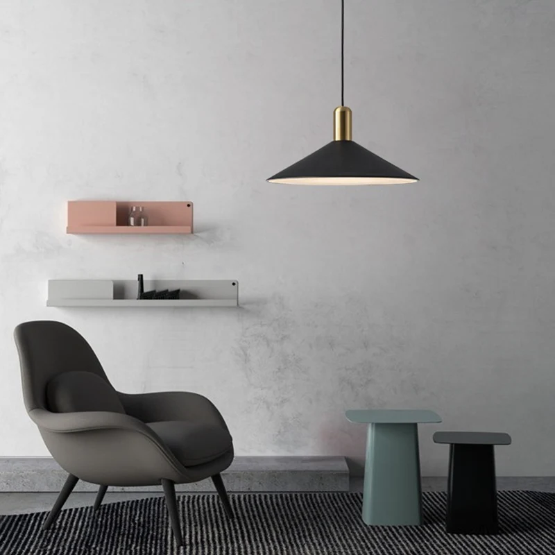 Luminaire suspendu en métal noir, luminaire suspendu de Style rétro en forme de cône Clearhalo