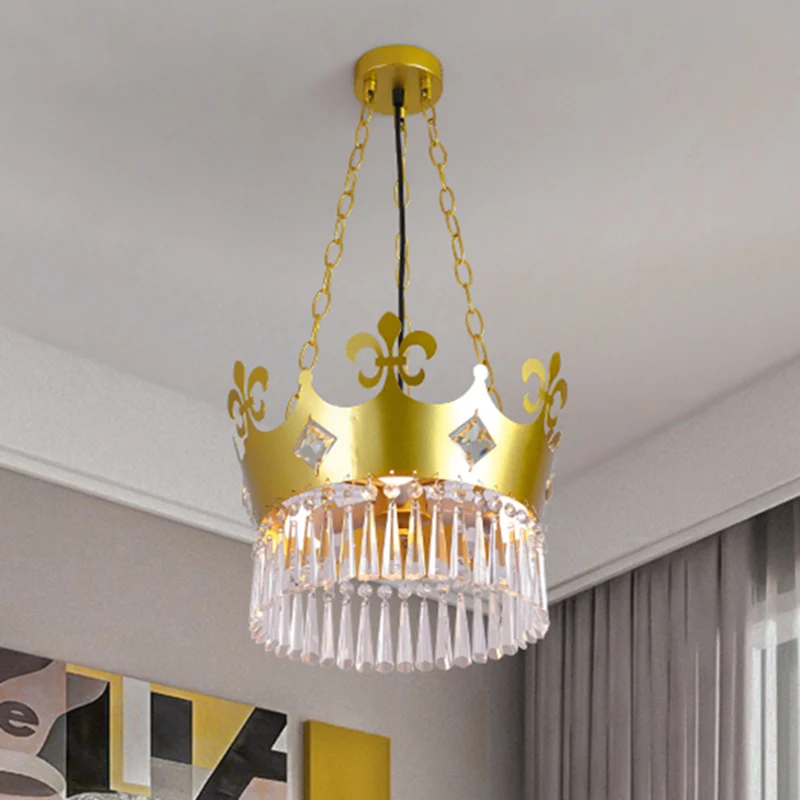 Lustre à abat-jour en forme de couronne dorée, luminaire contemporain en cristal, 4 ampoules suspendues en or Clearhalo