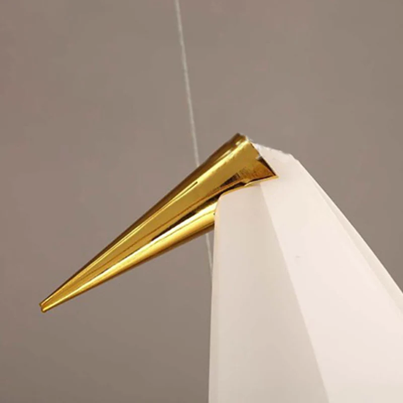 Lustre à abat-jour en forme d'oiseau blanc, luminaire de Style moderniste, lampe suspendue en plastique à 6 lumières, fini...