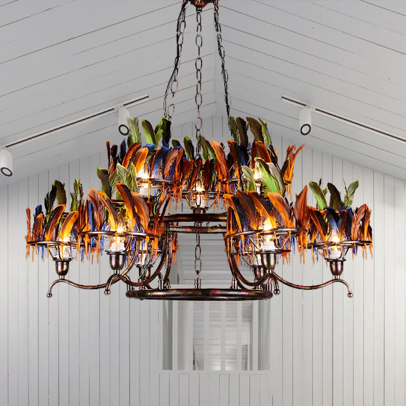 Lustre de plafond en fer rouillé antique, luminaire suspendu à 2 couches, 6 ampoules, avec déco de plumes rouge-bleu-vert...
