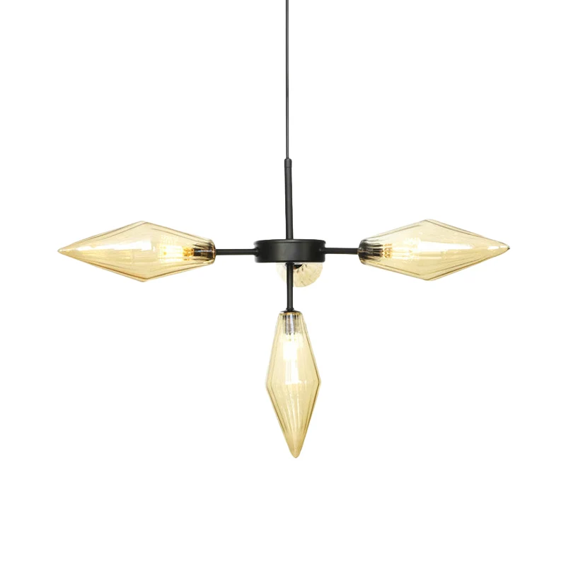 Lustre suspendu conique à 4 têtes, plafonnier suspendu en verre ambré moderniste en noir Clearhalo