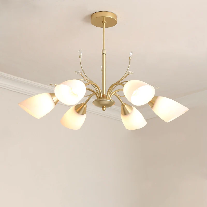 Lustre suspendu moderniste à 3/6 ampoules, plafonnier évasé doré avec abat-jour en verre blanc Clearhalo