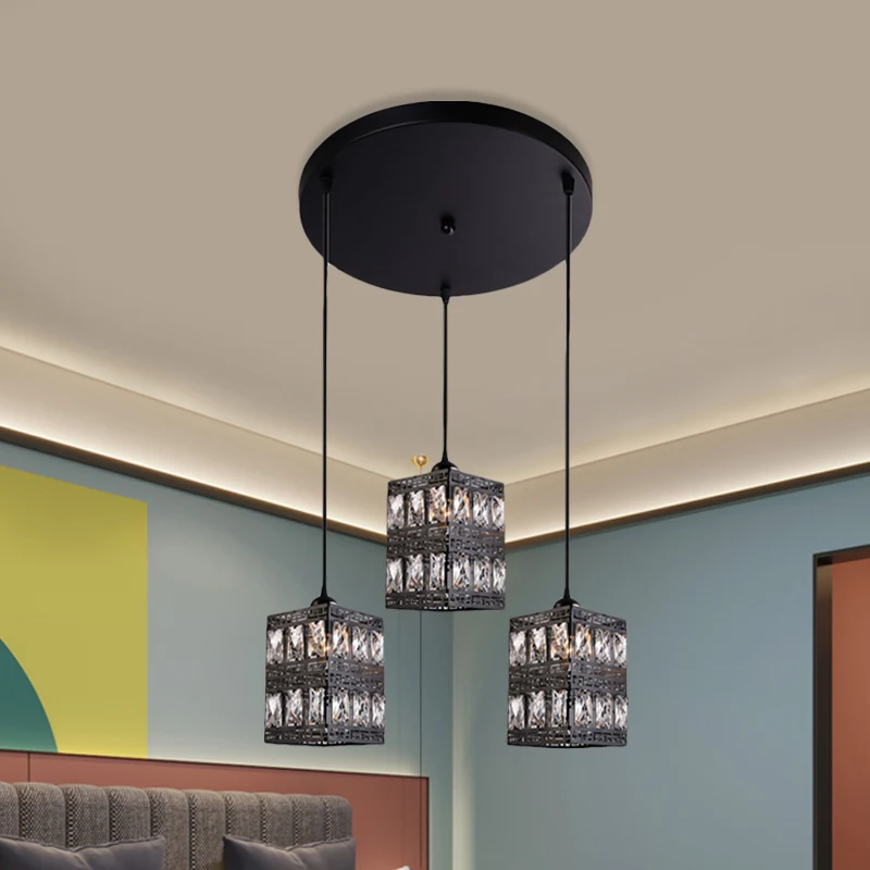 Pendule en forme de bloc de cristal moderniste à 3 lumières, finition noire, lampe suspendue multiple Clearhalo