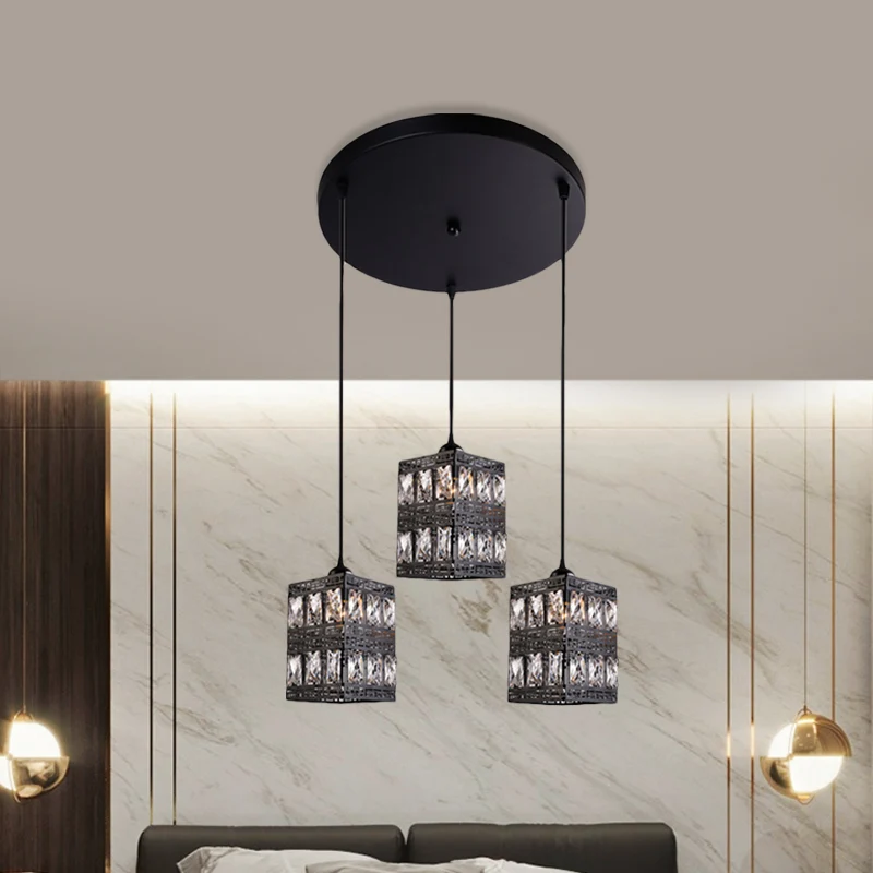 Pendule en forme de bloc de cristal moderniste à 3 lumières, finition noire, lampe suspendue multiple Clearhalo