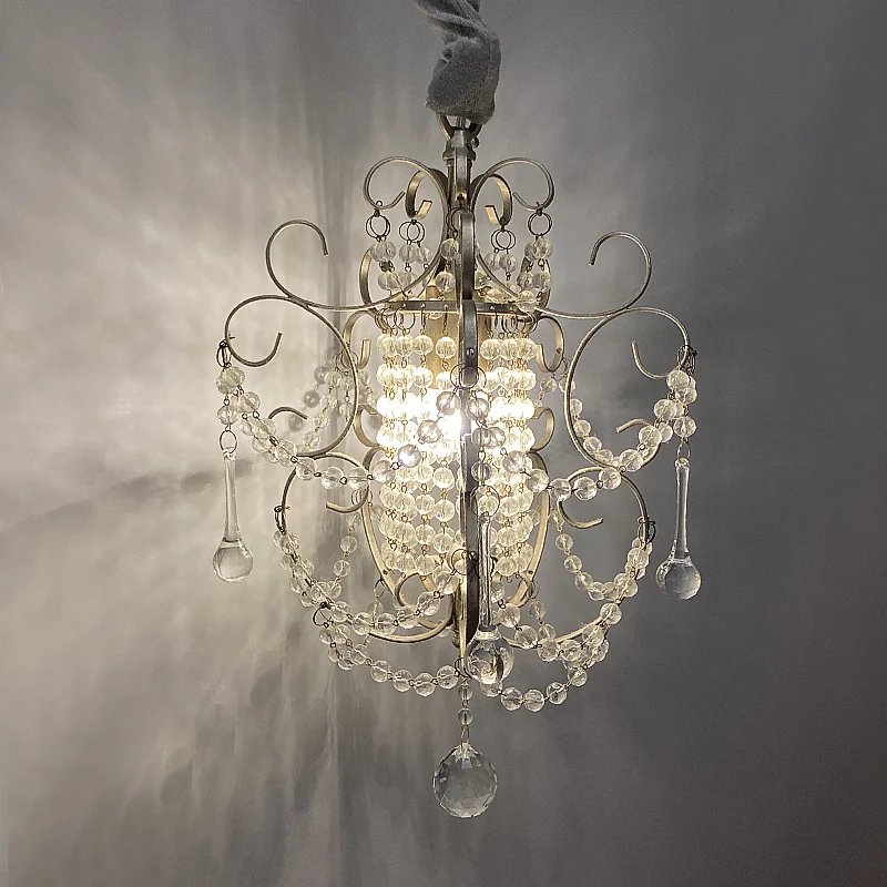 Pendule à volutes en métal pays français 1 tête pendentif de chevet avec perle de cristal Clearhalo