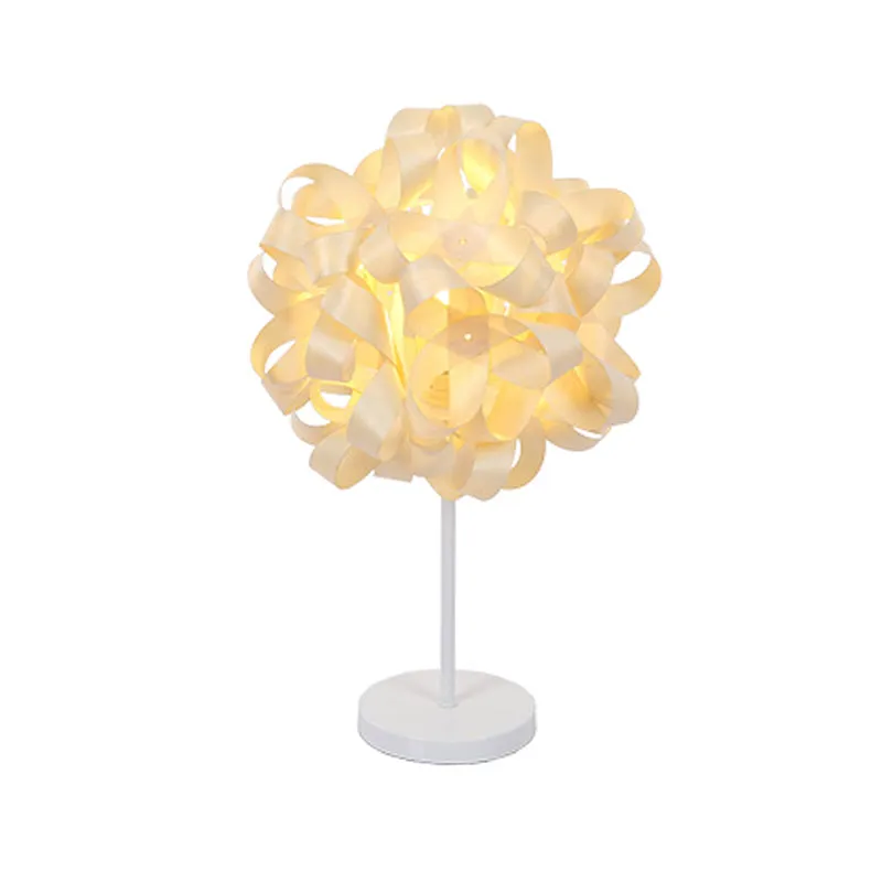 Petite lampe de bureau à 1 tête, éclairage de travail beige asiatique avec abat-jour en bois floral Clearhalo