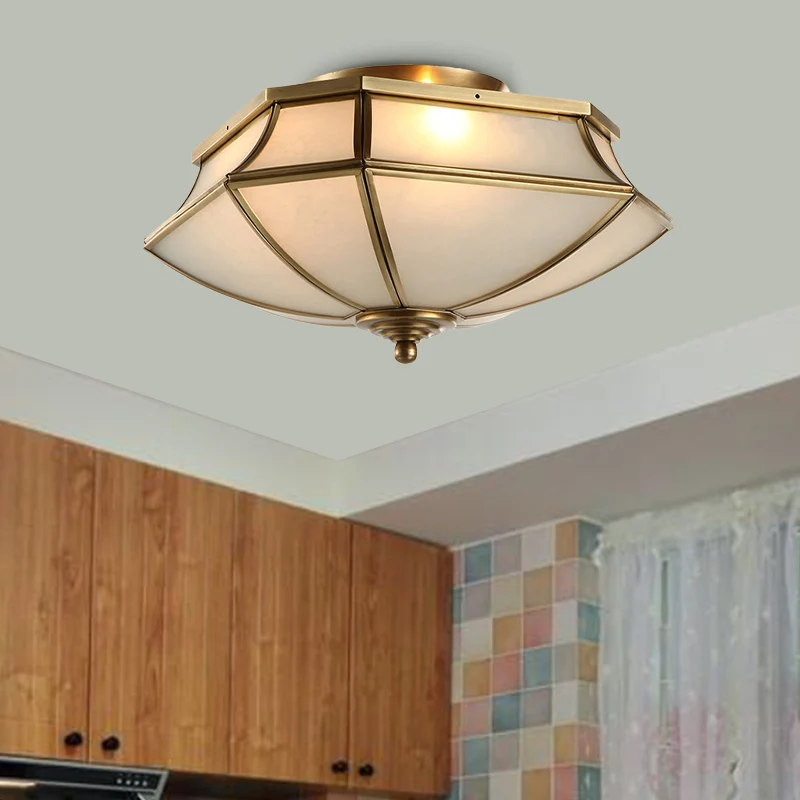 Plafonnier biseauté à 3 lumières, finition en laiton classique, abat-jour en verre opale, plafonnier encastré Clearhalo