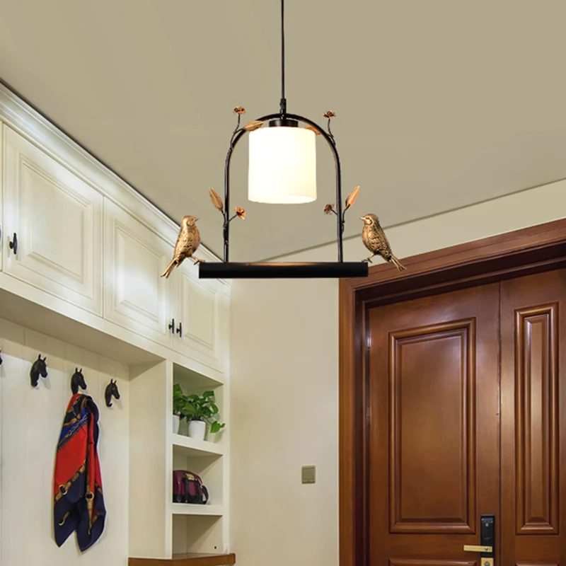 Plafonnier cage à oiseaux moderniste en métal, 1 tête, suspension noire et dorée avec abat-jour cylindrique en verre crème...