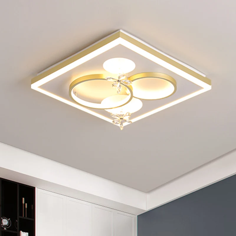 Plafonnier carré en métal, luminaire moderne à LED doré avec décor en cristal de fleur Clearhalo