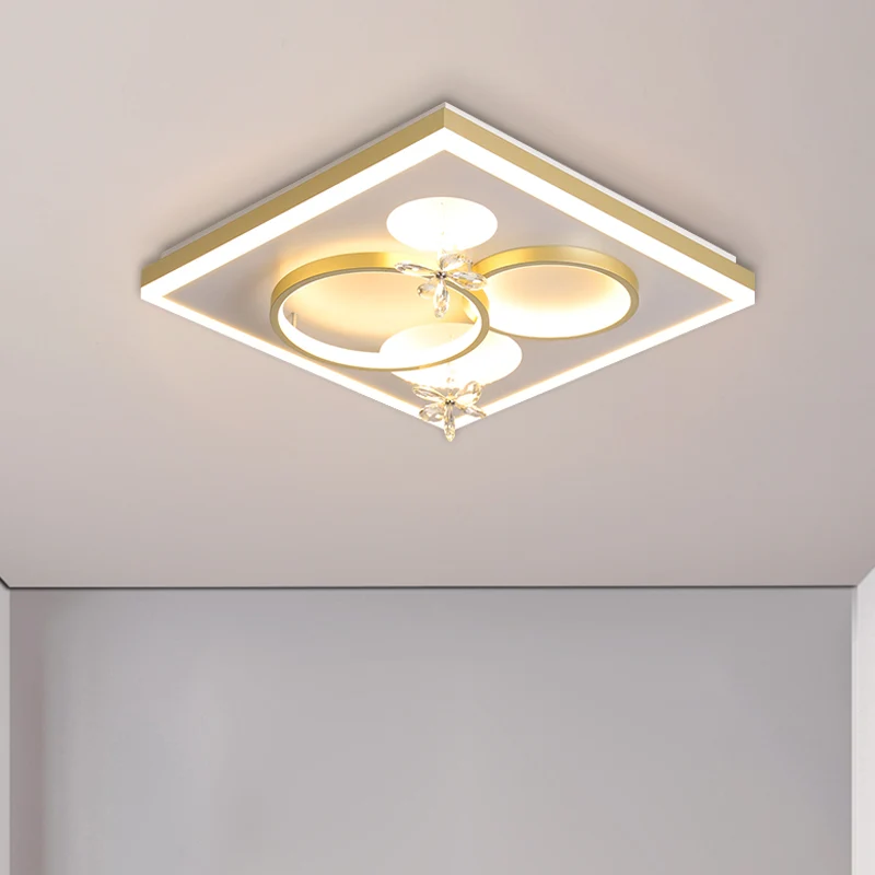 Plafonnier carré en métal, luminaire moderne à LED doré avec décor en cristal de fleur Clearhalo