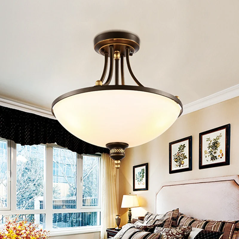 Plafonnier dôme moderne à 3 lumières en verre opale, luminaire semi-encastré en noir pour chambre à coucher Clearhalo