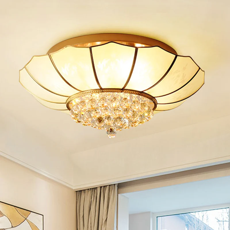 Plafonnier festonné en verre laiteux Colonialist 4/6 lumières pour chambre à coucher avec boule de cristal transparent Cle...