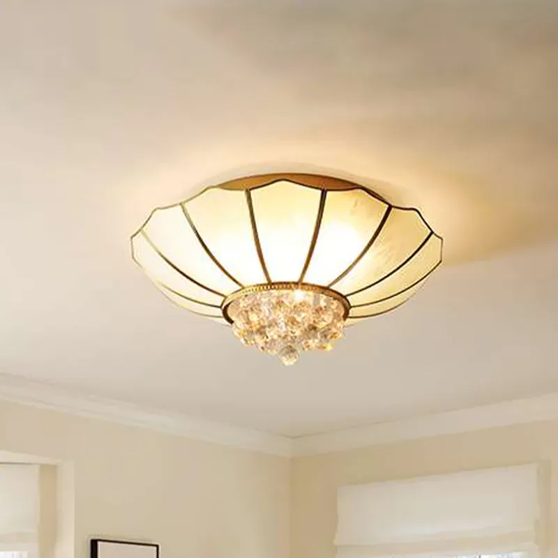 Plafonnier festonné en verre laiteux Colonialist 4/6 lumières pour chambre à coucher avec boule de cristal transparent Cle...