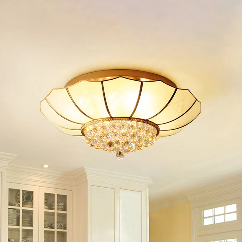 Plafonnier festonné en verre laiteux Colonialist 4/6 lumières pour chambre à coucher avec boule de cristal transparent Cle...