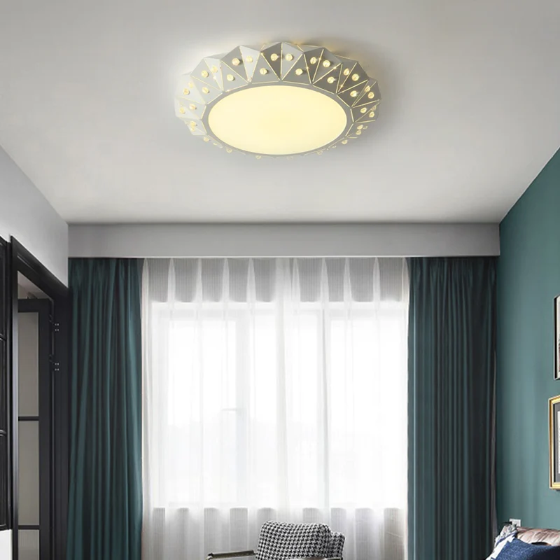 Plafonnier rond à facettes avec abat-jour en fer blanc, lumière blanche chaude/blanche, plafonnier LED moderniste pour foy...