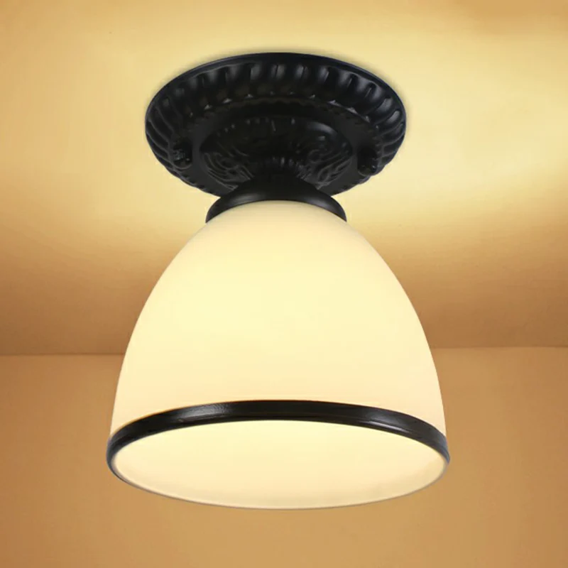 Plafonnier semi-affleurant traditionnel en verre givré à 1 lumière pour couloir Clearhalo