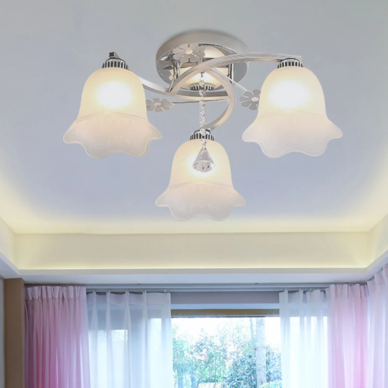 Semi-affleurant pour chambre à coucher, 3 ampoules, finition chromée moderniste, plafonnier en spirale avec abat-jour en v...