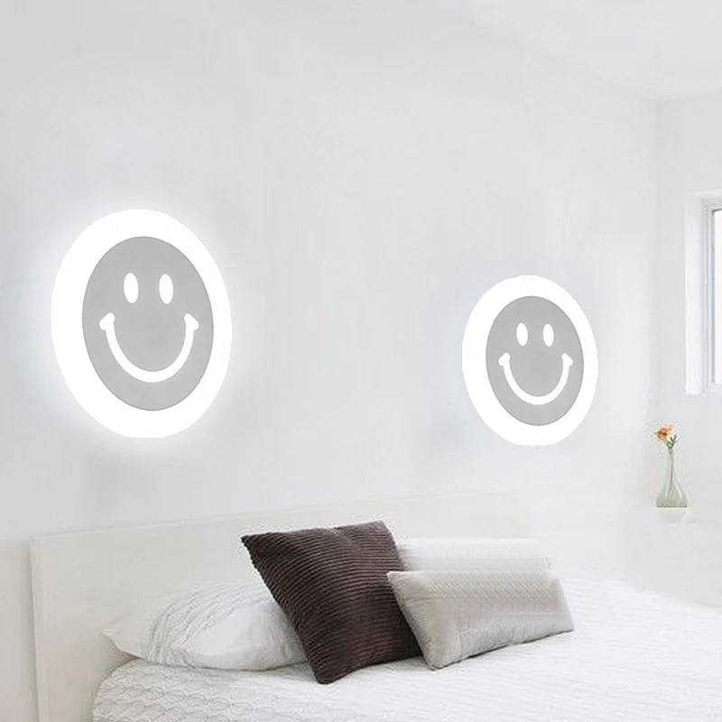 Smiley Face Applique LED Ultra-mince en acrylique ombré avec lumière blanche chaude/blanche Clearhalo