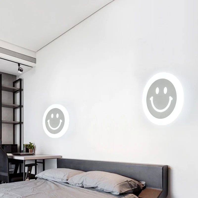Smiley Face Applique LED Ultra-mince en acrylique ombré avec lumière blanche chaude/blanche Clearhalo