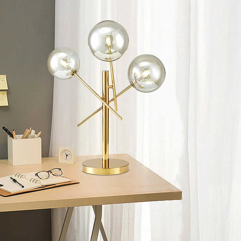 Sphère en verre argenté, éclairage de nuit moderne à 3 têtes, lampe de table rotative dorée pour chambre à coucher Clearhalo