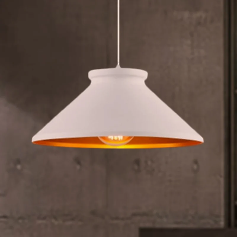 Suspension à 1 ampoule avec abat-jour conique métallique de style vintage pour salle à manger en noir/blanc/bronze Clearhalo