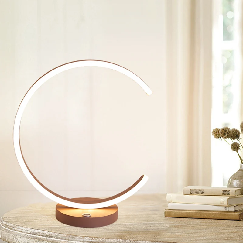Table de chevet en forme de C, éclairage simple, lampe de bureau LED en métal pour chambre à coucher, café, lumière chaude...